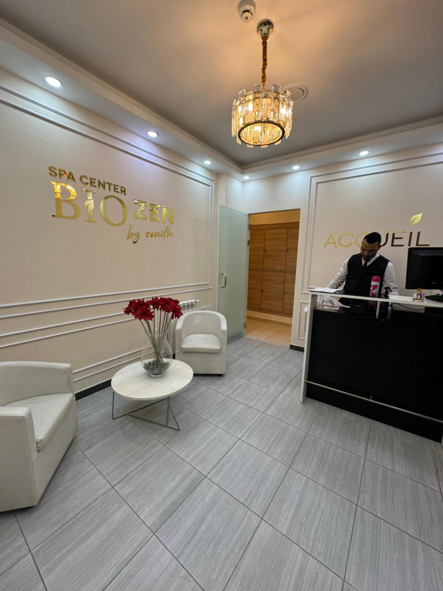 Le Zenith Hotel Oran Exterior photo